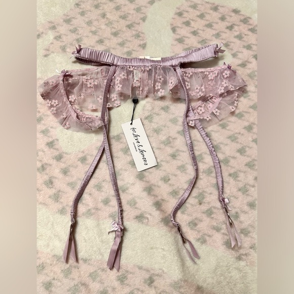 For love & Lemons garter - Picture 1 of 6